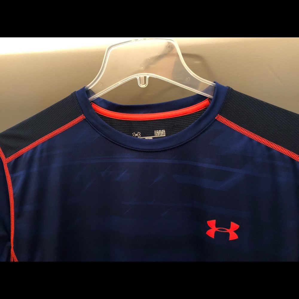 Men’s athletic tee